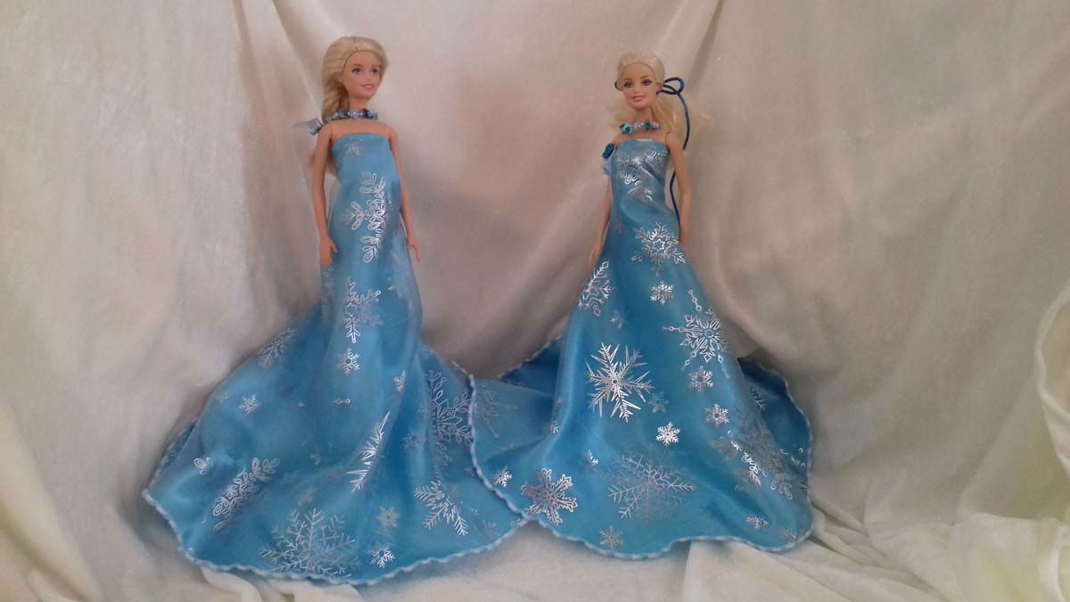 Robes de Barbie Les Robes Bleues